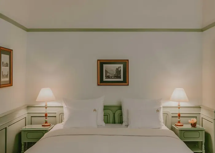 Koenig Von Ungarn Hotel