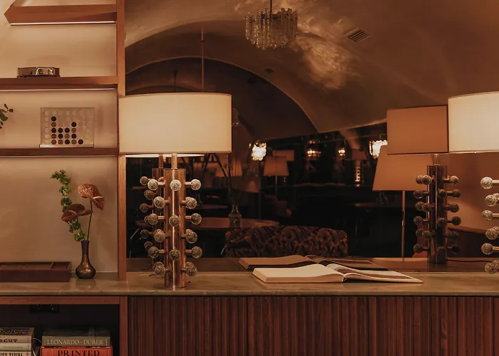 Koenig Von Ungarn Hotel 4*